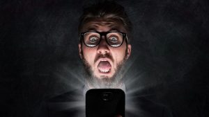 3 Kebiasaan yang Menyebabkan Mata Silinder, Kenali Pemicunya